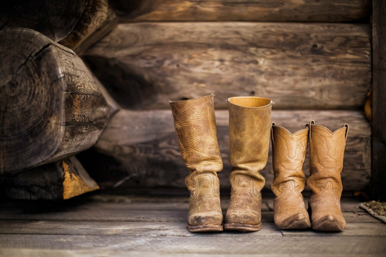The Top 6 Benefits of Wearing Boots